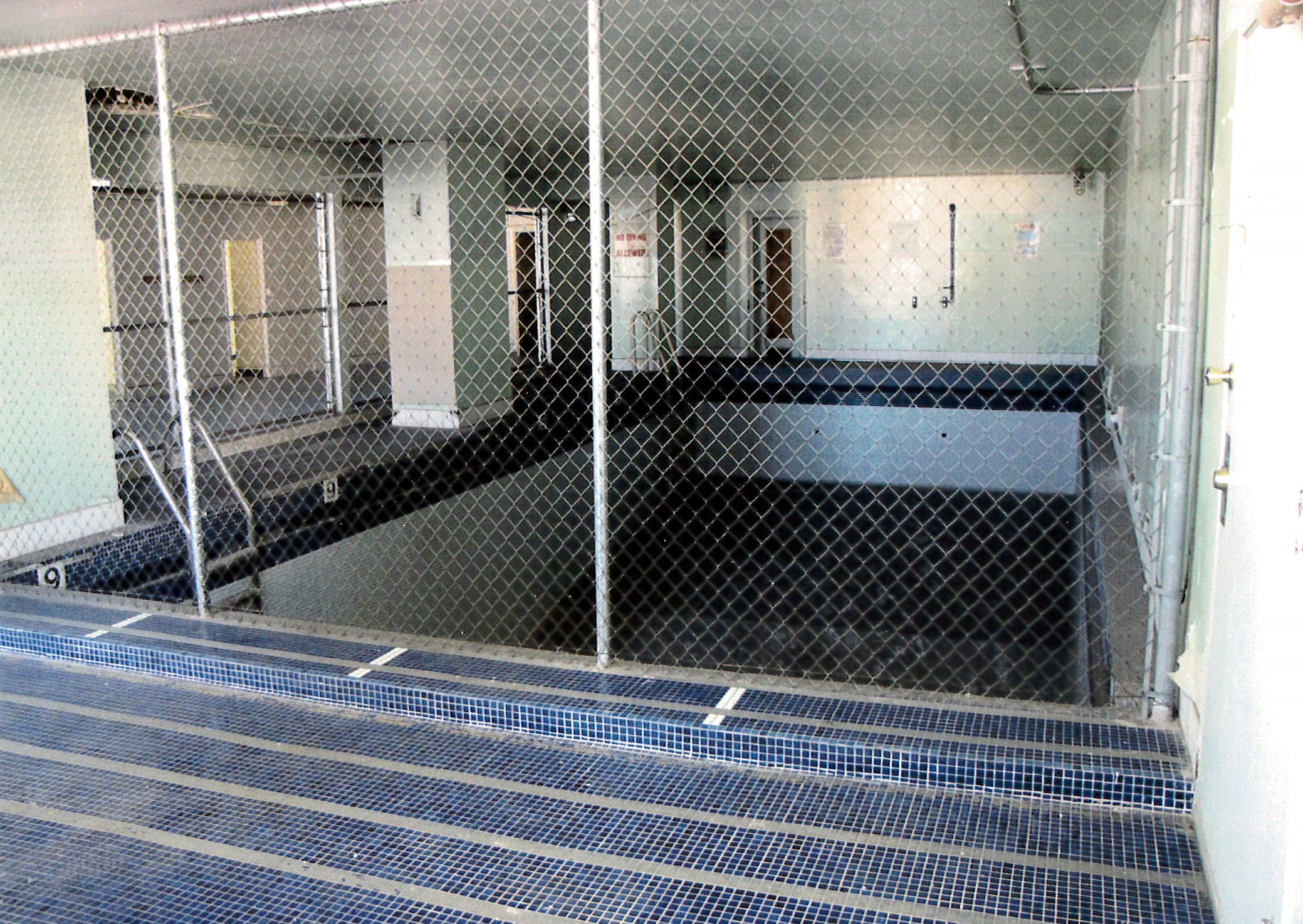 7th floor pool